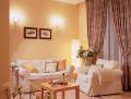 Louren Hotel 