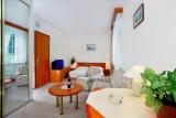 Palace Club Hotel 1